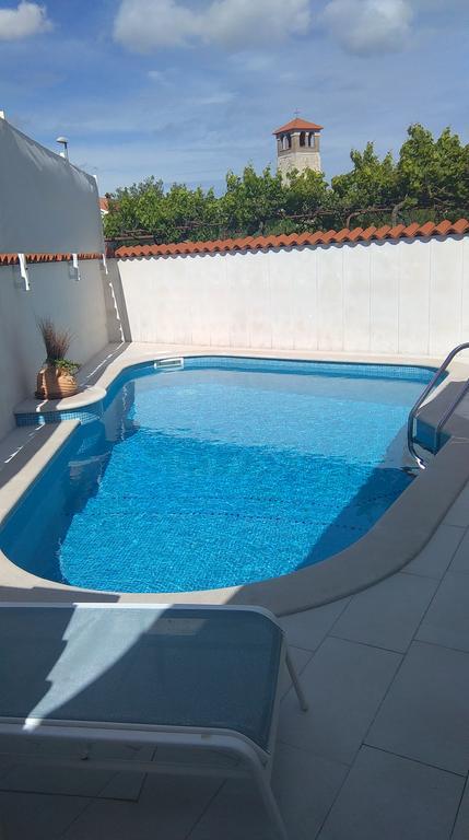 Holiday Pool House Pula Ngoại thất bức ảnh